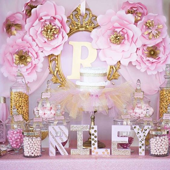 baby shower decorations stores