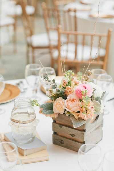 baby in flowers pictures