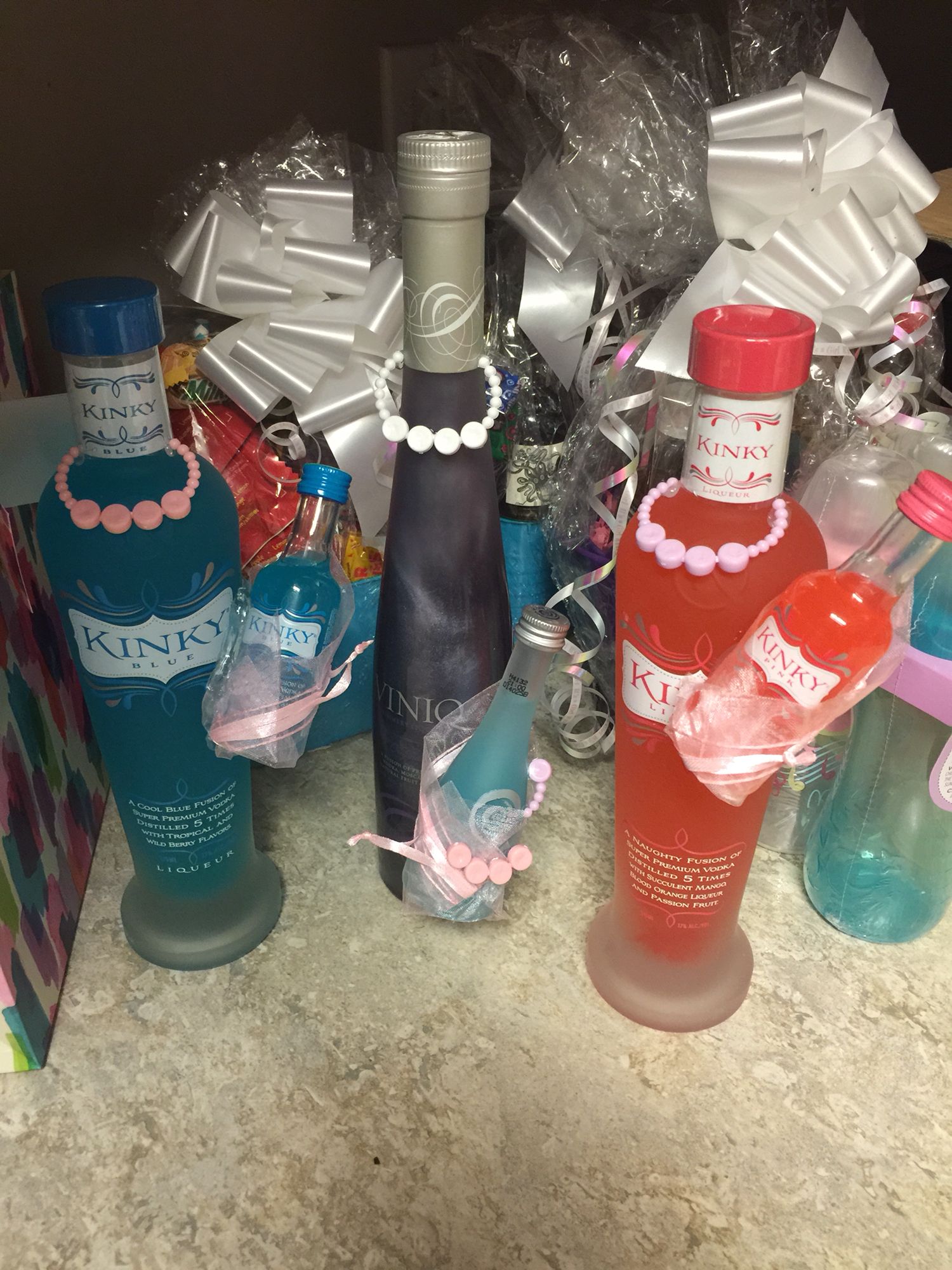 baby shower prizes - alcohol