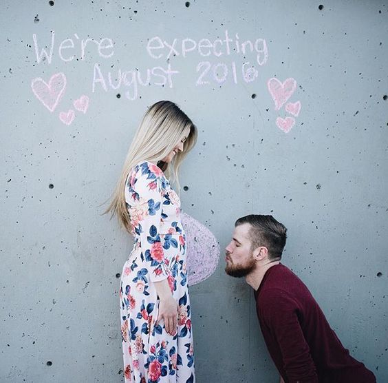 Pregnancy Announcement ideas. This collection includes announcements to husband, to parents, to family, to grandma, to friends, and more. These pictures are great inspiration for first, second and 3rd baby. Lots of funny, creative images for sibling announcements as well. #pregnancyannouncement #pregnan