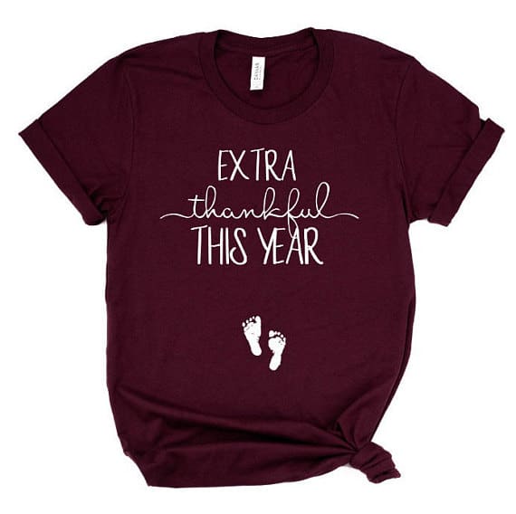 Pregnancy Announcement ideas. This collection includes announcements to husband, to parents, to family, to grandma, to friends, and more. These pictures are great inspiration for first, second and 3rd baby. Lots of funny, creative images for sibling announcements as well. #pregnancyannouncement #pregnant