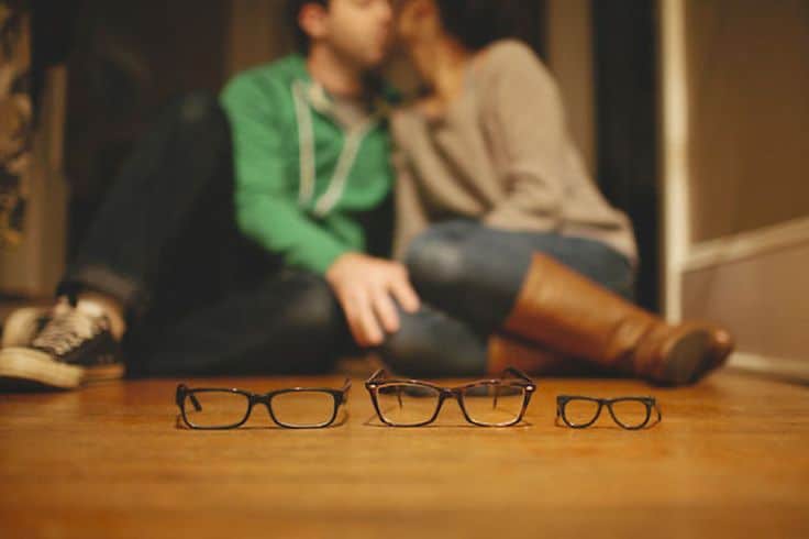 Pregnancy Announcement ideas. This collection includes announcements to husband, to parents, to family, to grandma, to friends, and more. These pictures are great inspiration for first, second and 3rd baby. Lots of funny, creative images for sibling announcements as well. #pregnancyannouncement #pregnant
