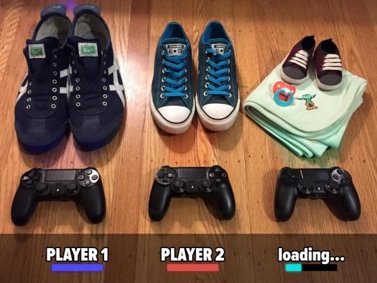 Pregnancy Announcement ideas. This collection includes announcements to husband, to parents, to family, to grandma, to friends, and more. These pictures are great inspiration for first, second and 3rd baby. Lots of funny, creative images for sibling announcements as well. #pregnancyannouncement #pregnant