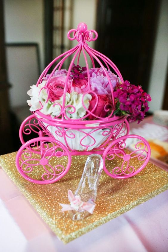 Cute Baby Shower Centerpieces