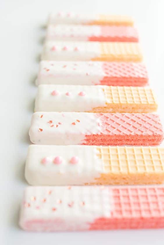 Baby shower cookies 37