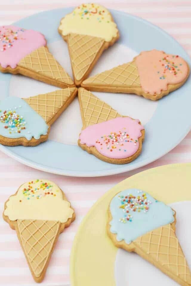 Baby shower cookies 5