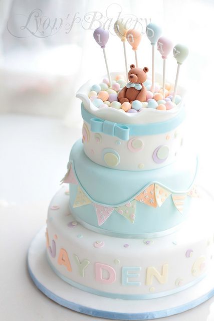baby shower cakes 14
