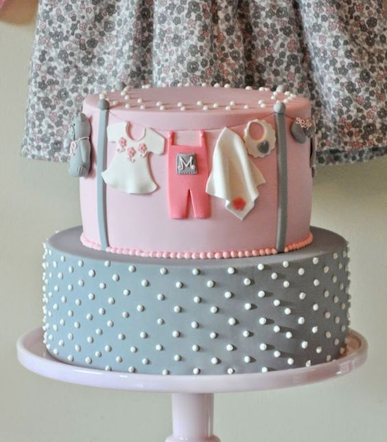 baby shower cakes 37