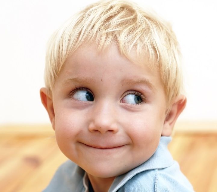 3 Year Old Child Development Milestones - A free and handy checklist for parents, to keep you on track with your toddler's growth and development. #toddlers #kids #milestones