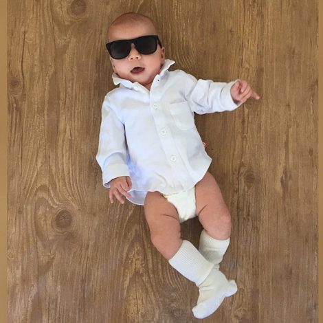 Baby Halloween costumes for girls and for boys. Lots of funny and unique ideas for twins, for mom and baby, for newborns, for baby in a stroller or baby in a carrier or wagon. #babyhalloween #costumes #scary