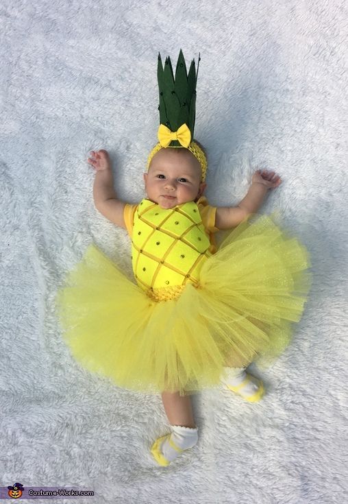 Baby Halloween costumes for girls and for boys. Lots of funny and unique ideas for twins, for mom and baby, for newborns, for baby in a stroller or baby in a carrier or wagon. #babyhalloween #costumes #scary