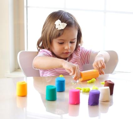 https://tulamama.com/wp-content/uploads/2018/08/toddler-activities-play-doh.jpg