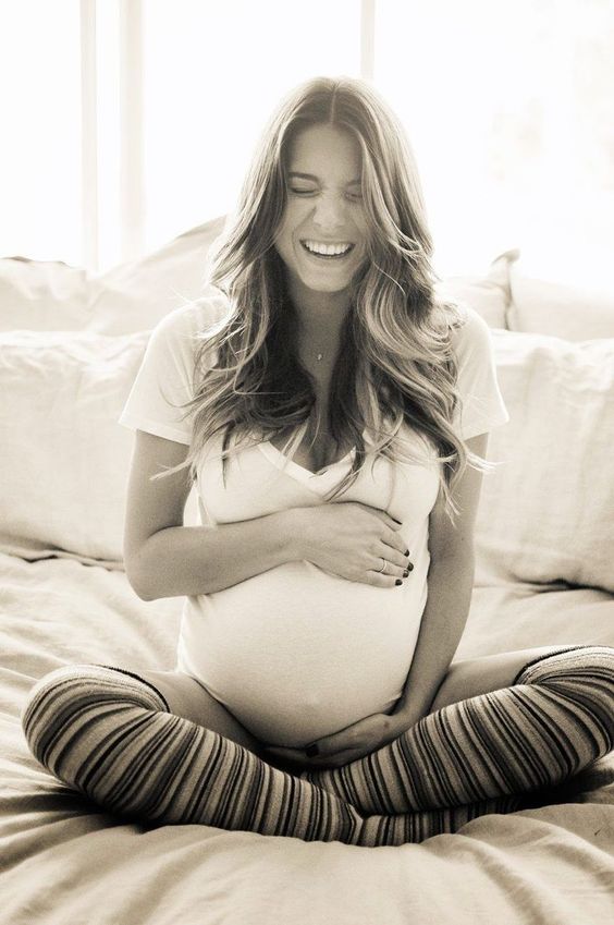Maternity Photos. Lots of ideas with husband and single mom. Different themes include outdoor, fall, winter, summer, with toddler, and much more.