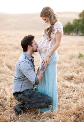 Ideas On How To Create Stunning Maternity Photos Tulamama