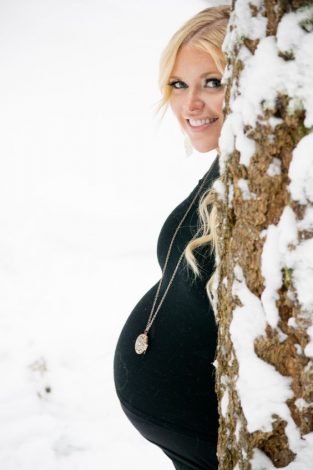 Ideas On How To Create Stunning Maternity Photos Tulamama