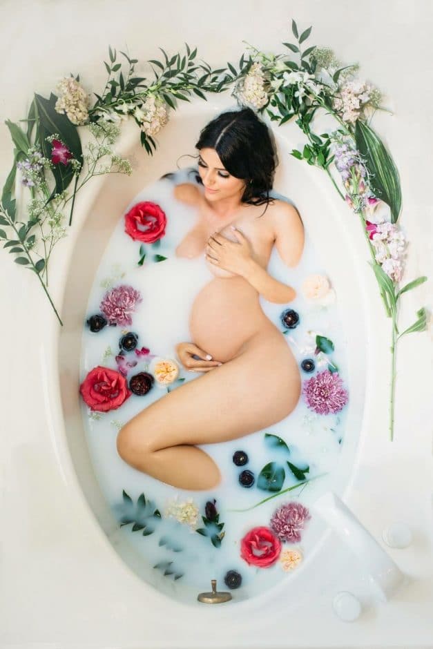 Maternity Photos. Lots of ideas with husband and single mom. Different themes include outdoor, fall, winter, summer, with toddler, and much more.