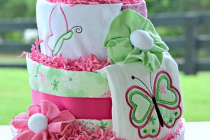 how to make a diaper cake