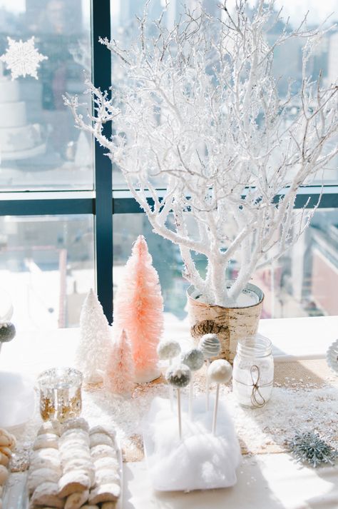 A.M Decorations on Instagram: Winter Wonderland #babyshower #eventplanner  #centerpieces