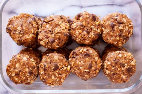 Easy & Tasty Lactation Cookies You Can Make Yourself - Tulamama