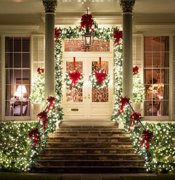 Outdoor Christmas Lights Ideas To Inspire You  Tulamama