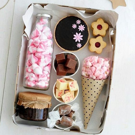 chocolate christmas gift baskets