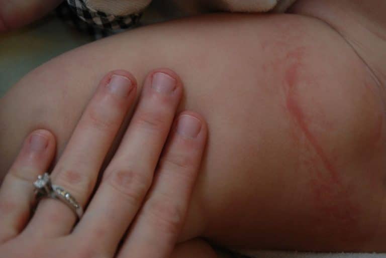 The Complete Guide On When To Go Up A Size In Diapers Tulamama