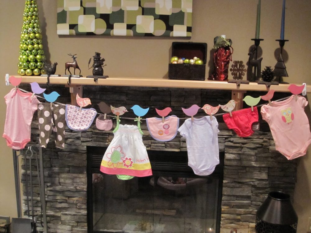 onesies on clothesline  Baby shower onesie, Baby shower