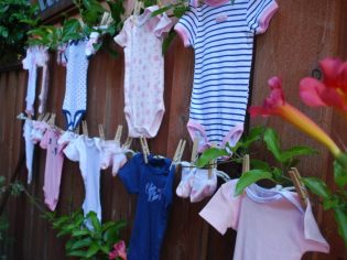 Easy Baby Shower Clothesline - Tulamama