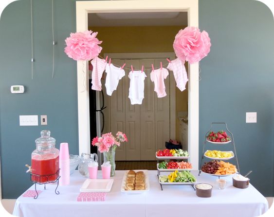 clothesline baby shower tableware