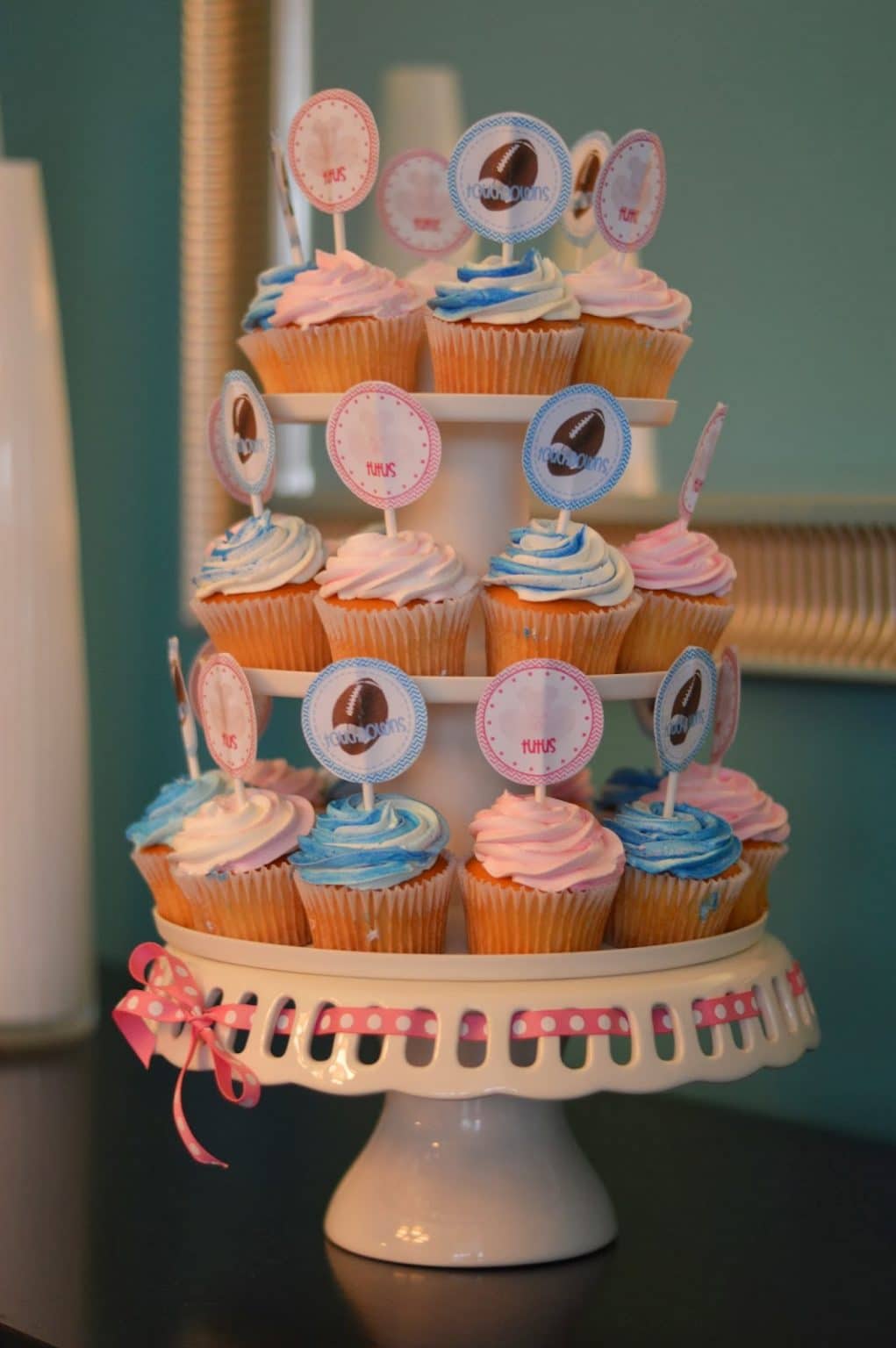 Easy Gender Reveal Cupcakes To Inspire You Tulamama