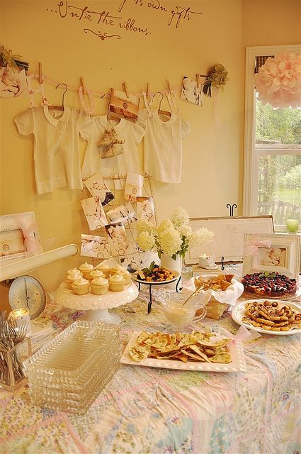 baby shower clothesline