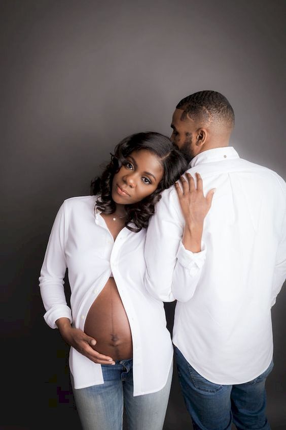 Maternity portrait session - the ultimate guide