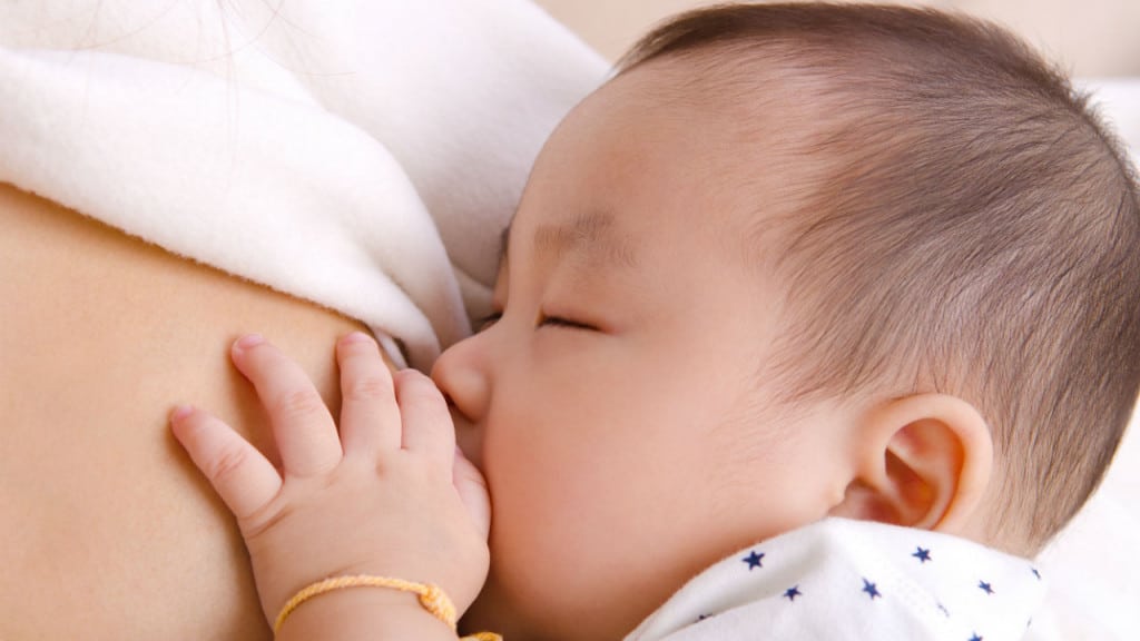 pregnant while breastfeeding