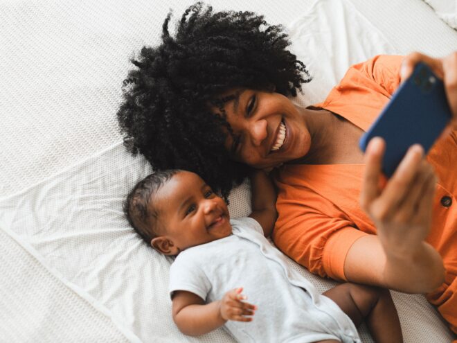 how to take selfies with your baby